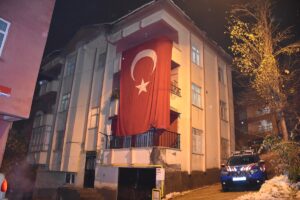 HAKKARİ (AA) – Pençe-Kilit Harekatı bölgesinde bölücü terör örgütü mensuplarıyla