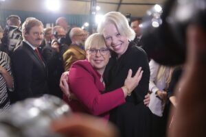 LJUBLJANA (AA) – Slovenya'da cumhurbaşkanı seçiminin ikinci turunda, Natasa Pirc