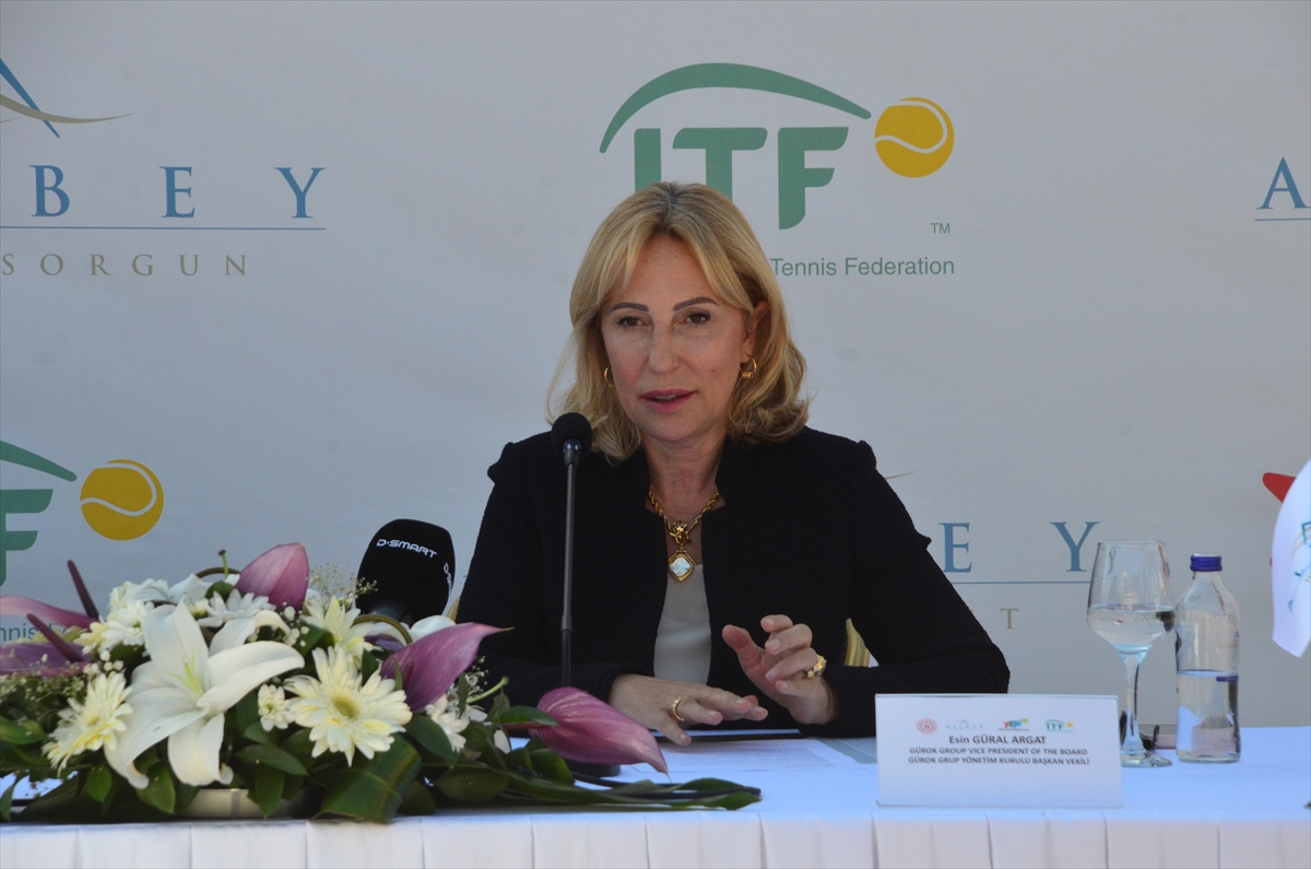 Teniste Senyör Dünya Takım ve Senyör Dünya Ferdi Şampiyonası Antalya'da düzenlenecek
