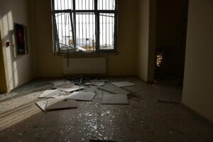 - "Şu an ki durumda 2 ev, 3 okulumuzda hasar