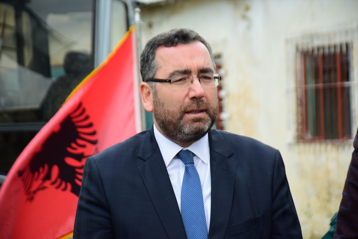 Türkiye'den Arnavutluk'a selle mücadelede teçhizat yardımı