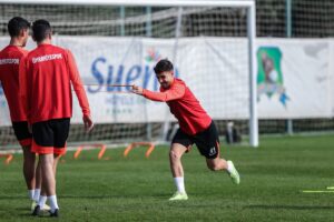 ANTALYA (AA) – Spor Toto Süper Lig ekiplerinden HangiKredi Ümraniyespor,