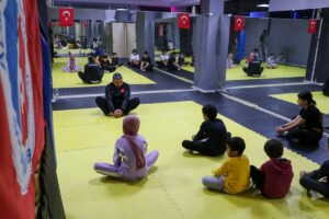 ADANA (AA) – KORAY KILIÇ – Adana'da zayıflamak için wushuya