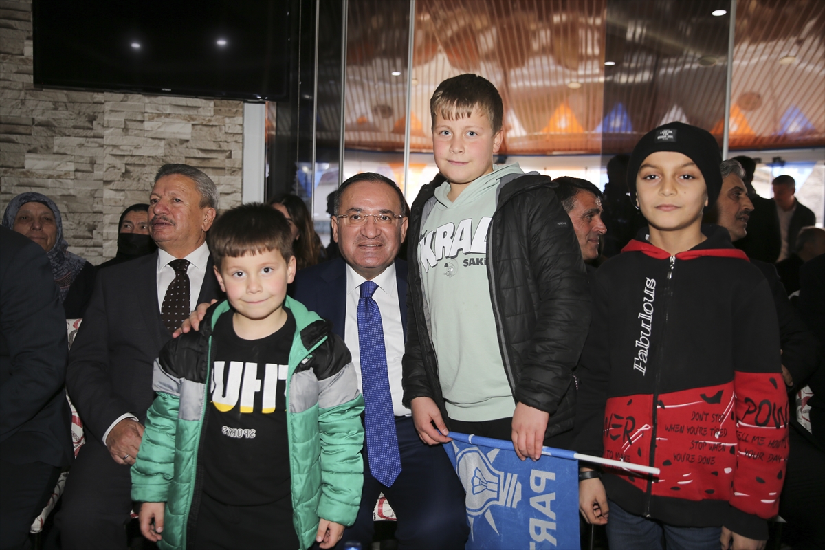 Adalet Bakanı Bozdağ, AK Parti Çandır İlçe Danışma Meclisi Toplantısında konuştu: