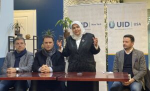 - "Oy kullanma hakkını elde eden Türk-Amerikan toplumunun her bireyi,