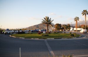 ANTALYA (AA) – Antalya'nın Alanya ilçesinde meydana gelen kazada, motosiklet