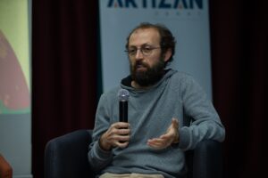 - Anadolu Ajansının Global İletişim Ortağı olduğu, Türk Kızılay çatısı