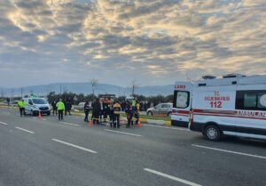 BALIKESİR (AA) – Balıkesir'in Havran ilçesinde yolun karşısına geçmeye çalışan