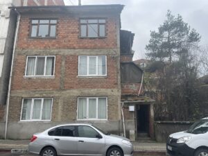 BARTIN (AA) – Bartın'da ayrı yaşadığı eşi tarafından bıçaklanan kadın,