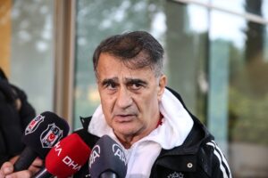 ANTALYA (AA) – Beşiktaş Teknik Direktörü Şenol Güneş, Antalya'da geçirdikleri