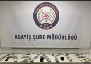 - Para taşımacılığı yapan şüpheli E.G'nin, aracından çalındığını iddia ettiği