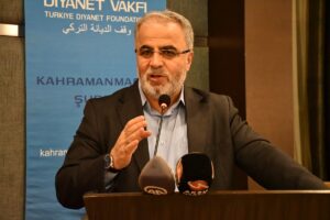 KAHRAMANMARAŞ (AA) – Diyanet İşleri Başkan Yardımcısı Burhan İşliyen, Kahramanmaraş'ta