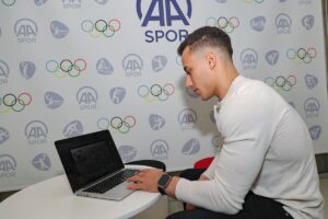 ANKARA (AA) – İngiltere'de düzenlenen Artistik Cimnastik Dünya Şampiyonası'nda halka