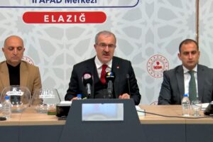 ELAZIĞ (AA) – Elazığ'da depremlerde evleri yıkılan ya da ağır