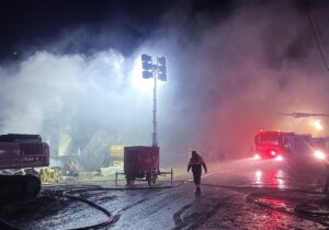 İSTANBUL (AA) – İstanbul Eyüpsultan'da otomobil yedek parçası üreten fabrikada