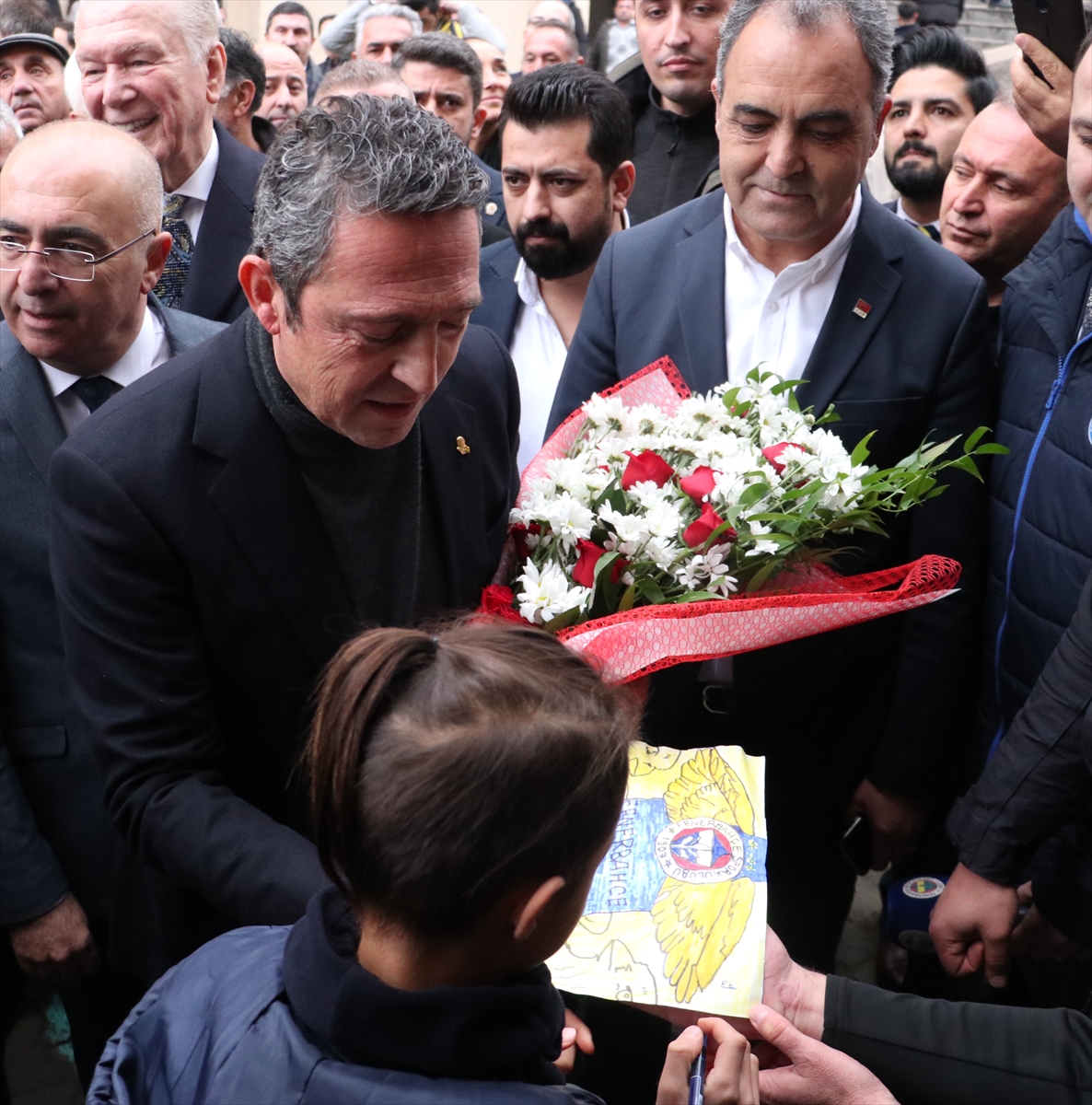 Fenerbahçe Başkanı Ali Koç, Tunceli'de öğrencilerle buluştu