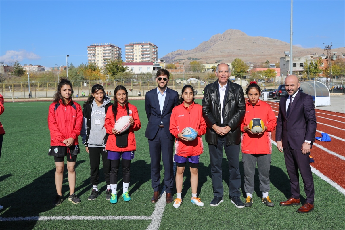 Fransız Büyükelçi Herve Magro ile Türkiye Ragbi Federasyonundan Diyarbakır'a ziyaret