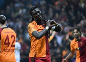 - Galatasaray: 2 - İstanbulspor: 0 (İlk yarı)
