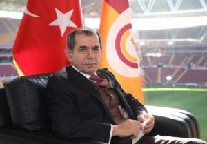 İSTANBUL (AA) – Galatasaray Kulübü Başkanı Dursun Özbek, camiada birlik