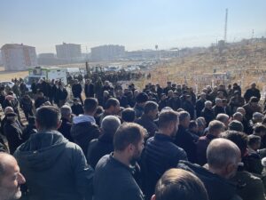 HAKKARİ (AA) – Hakkari'nin Yüksekova ilçesinde silahla vurulmuş halde bulunan