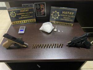 HATAY (AA) – Hatay'ın Antakya ilçesinde çamaşır makinesine gizlenmiş bir