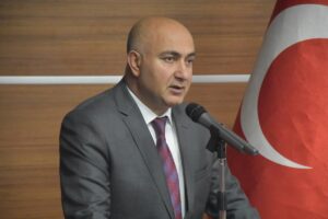 KARS (AA) – Azerbaycan'ın merhum Cumhurbaşkanı Haydar Aliyev, vefatının 19.