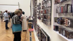 - Anadolu Ajansının Global İletişim Ortağı olduğu sergide 18 sanatçıya