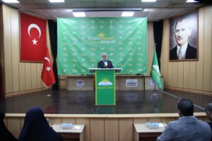 - "Elhamdülillah 10 yıllık yürüyüşümüzde yalan söylemeden, iftira etmeden, başkalarını