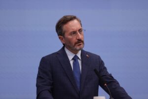 ANKARA (AA) – Cumhurbaşkanlığı İletişim Başkanı Fahrettin Altun, kadınların medyadaki