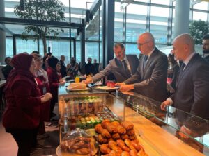 İSTANBUL (AA) – İstanbul Havalimanı'nda engelli yolcuların seyahat ederken faydalanabilmesi