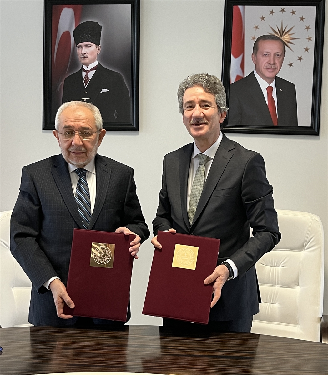 İstanbul İl Milli Eğitim Müdürlüğü ile Türkiye Dil ve Edebiyat Derneğinden iş birliği protokolü