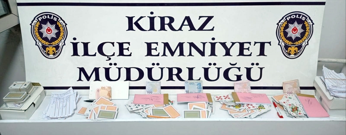 İzmir'de dernek lokalinde kumar oynayan 36 kişiye para cezası