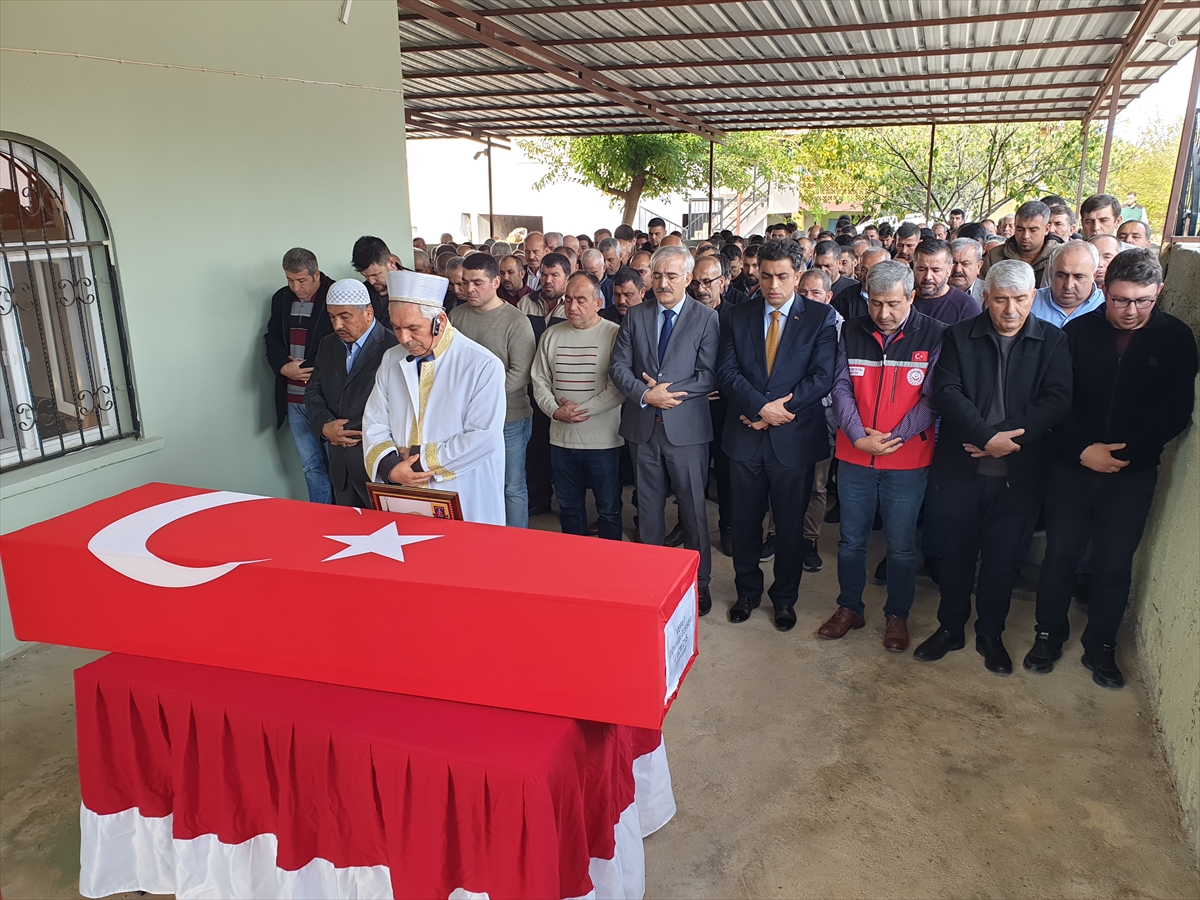 Kalp krizinden vefat eden uzman çavuşun cenazesi Osmaniye'de defnedildi