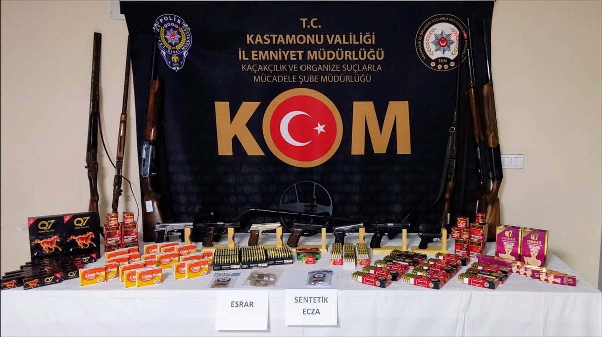 Kastamonu'da “Silindir Operasyonu” kapsamında 14 şüpheli yakalandı