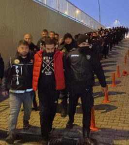 KAYSERİ (AA) – Kayseri'de polis ekiplerince düzenlenen uyuşturucu operasyonunda gözaltına