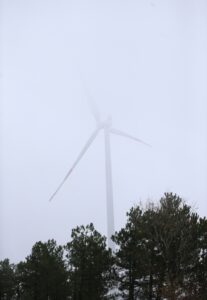 KIRKLARELİ (AA) – Kırklareli'nde yoğun sis görüş mesafesini azalttı. Kentte