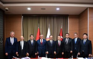 BİŞKEK (AA) – Bişkek'te faaliyet gösteren Kırgızistan-Türkiye Manas Üniversitesi (KTMÜ)