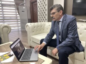 MALATYA (AA) – Malatya İl Emniyet Müdürü Ercan Dağdeviren ve