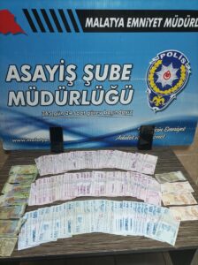 MALATYA (AA) – Malatya'da kendilerini telefonda polis, savcı olarak tanıtarak