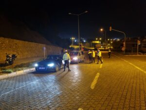 MUĞLA (AA) – Muğla'nın Marmaris ilçesinde, yılbaşı dolasıyla denetimlerini sıkılaştıran