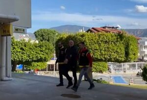 MUĞLA (AA) – Muğla'nın Marmaris ilçesinde bir otelde 21 düzensiz