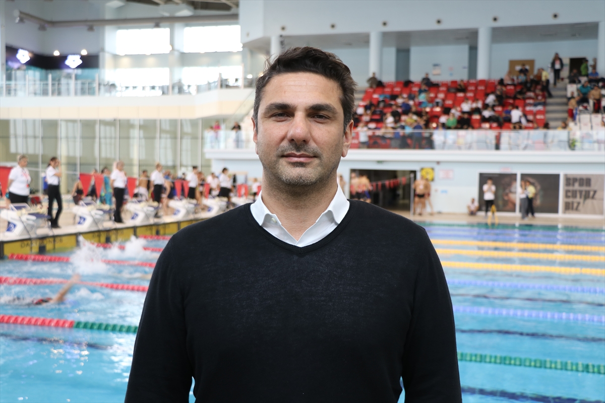 Masterlar Uzun Kulvar Kış Yüzme Şampiyonası Edirne'de başladı