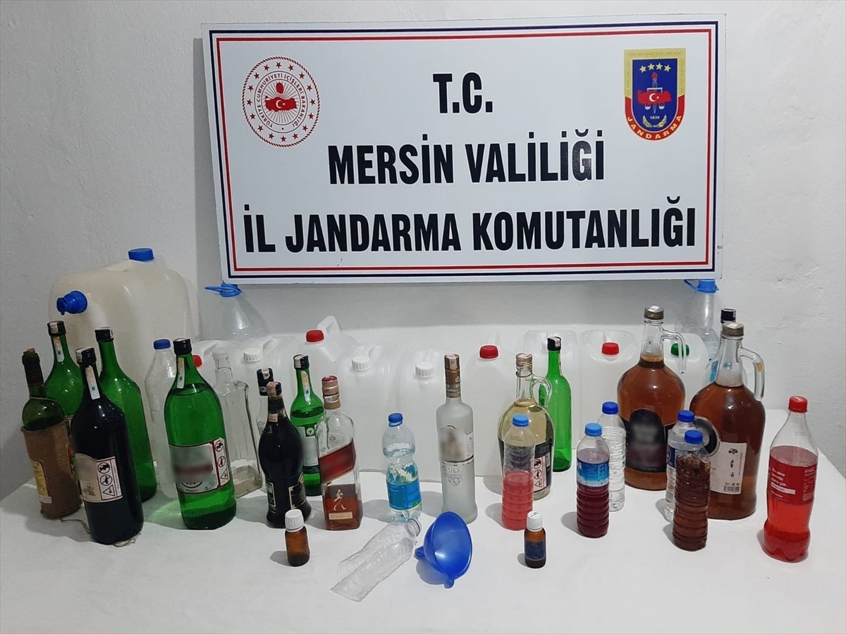 Mersin'de 95 litre sahte içki ele geçirildi