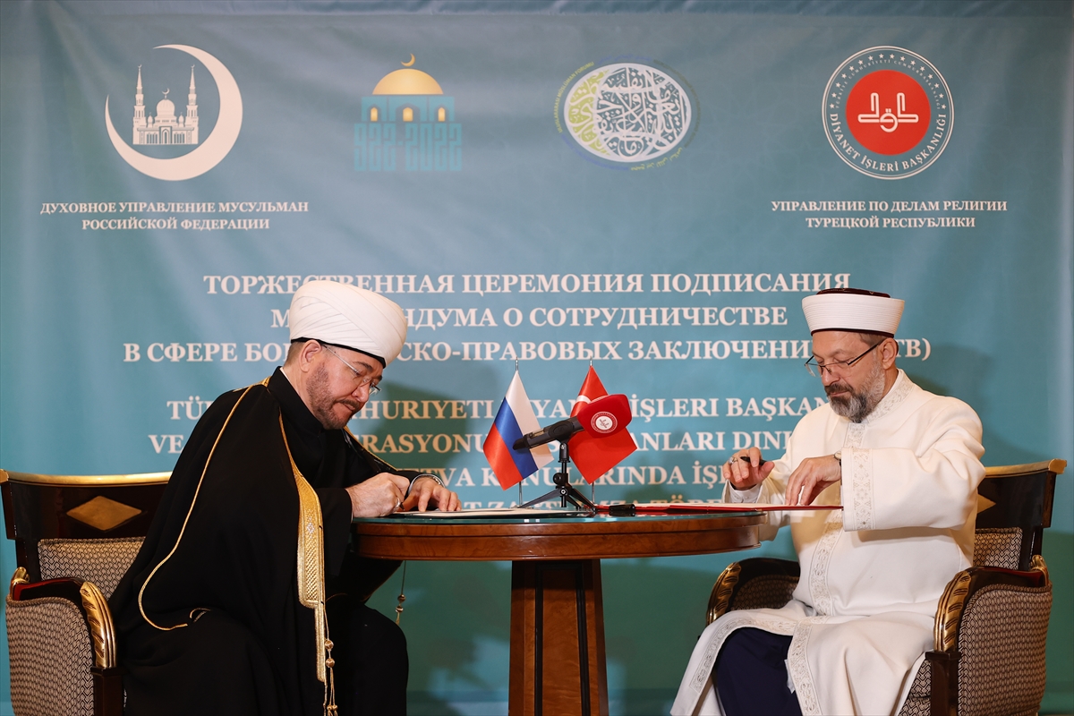 Rusya'da, Diyanet’in “Hadislerle İslam” eserinin Rusçası tanıtıldı