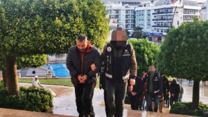 MUĞLA (AA) – Muğla merkezli 2 ilde düzenlenen rüşvet operasyonunda