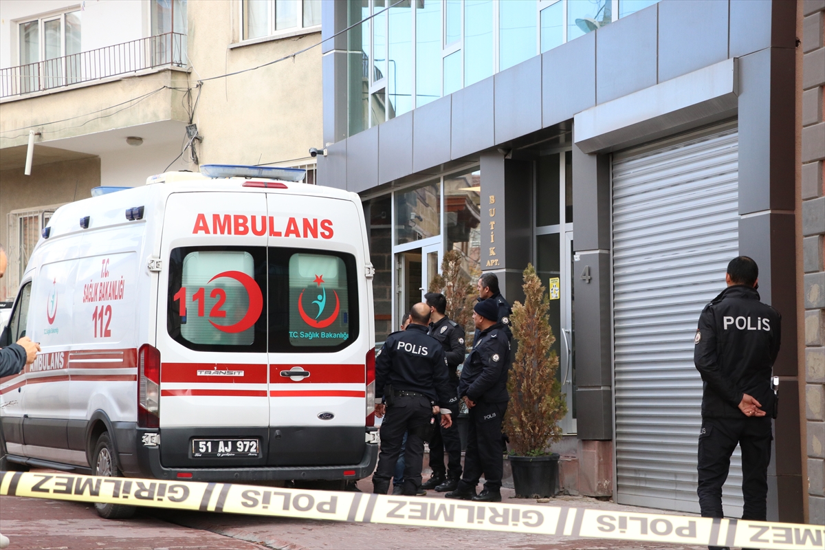 Niğde'de bir otelde 2 kişinin cesedi bulundu