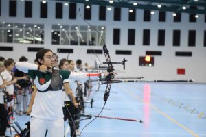 - Klasik yay takımda Okçular Vakfı Spor Kulübü, hem kadınlarda