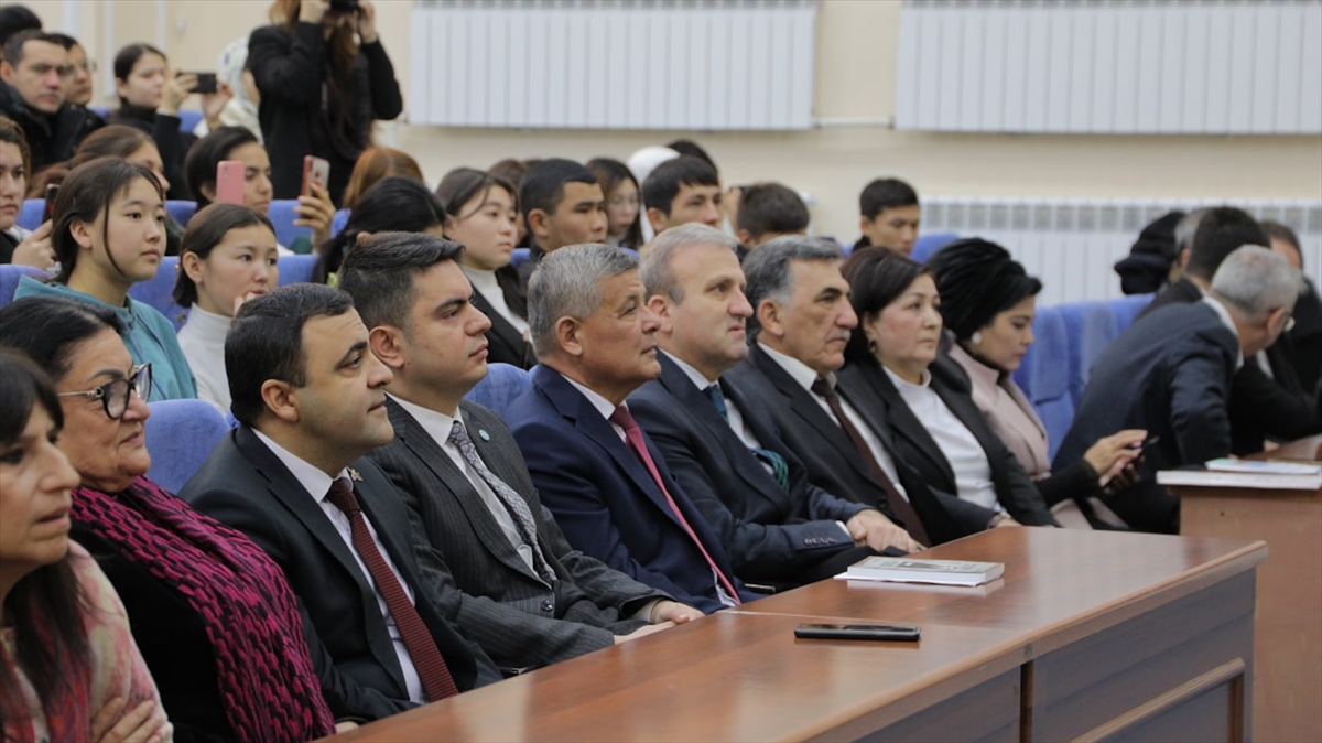 Özbekistan, Azerbaycan ve Türkiye’nin istiklal şairleri Taşkent’te anıldı