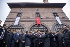 ANKARA(AA) – Tarihi 17'inci yüzyıla uzanan Altındağ'daki Zincirli Camisi, tamamlanan