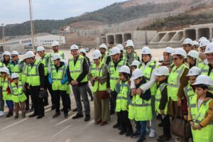 - Turnuvaya katılan bazı sporcular ile aileleri Akkuyu NGS'yi gezdi